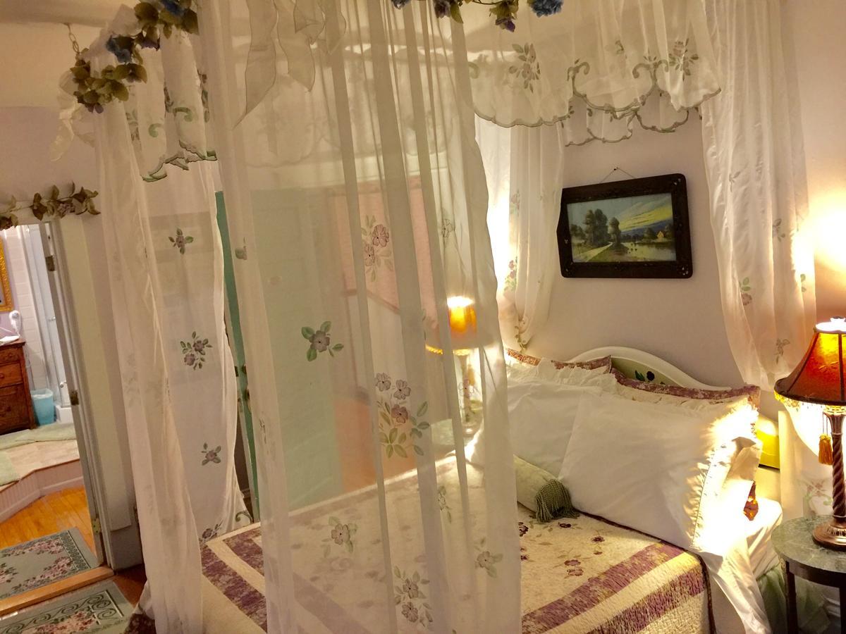 جاينسفيل Scarlett House Victorian B & B المظهر الخارجي الصورة
