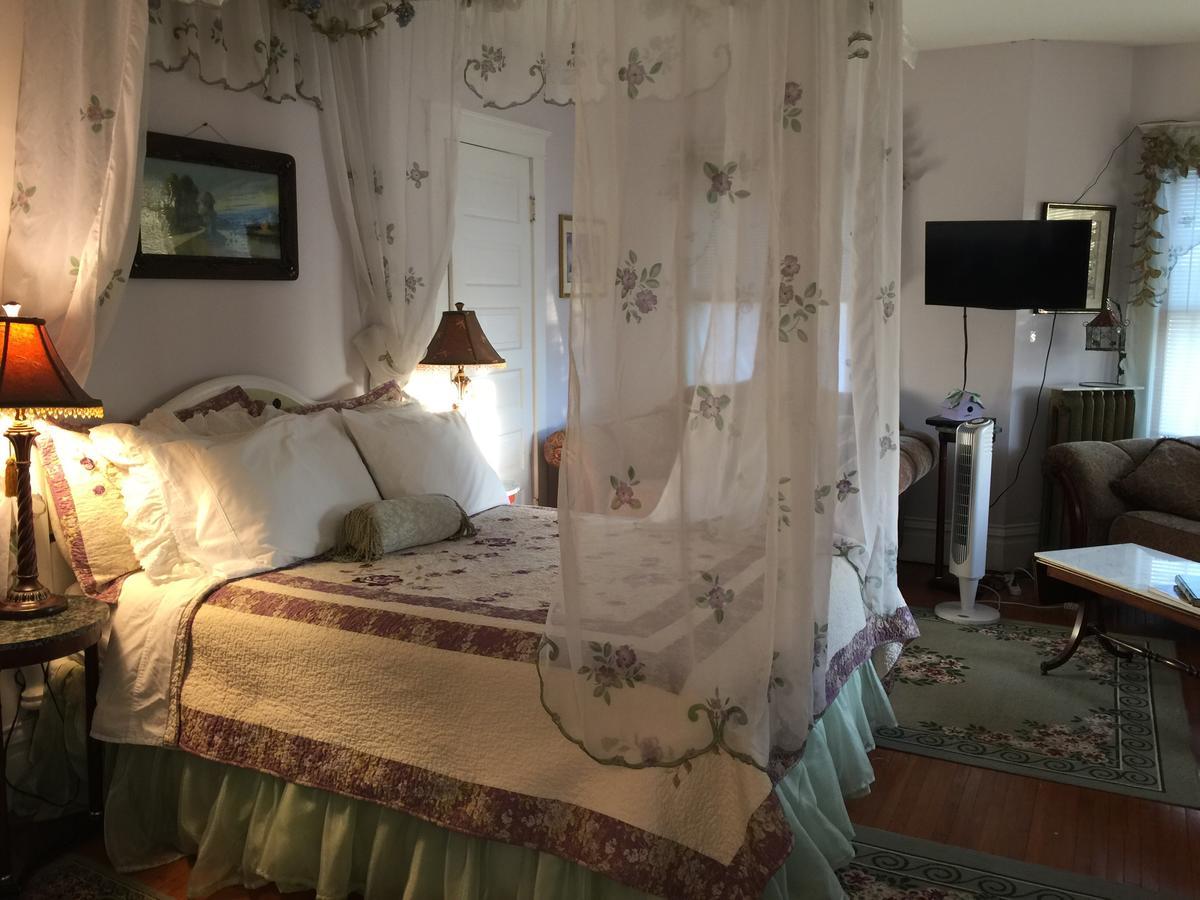 جاينسفيل Scarlett House Victorian B & B المظهر الخارجي الصورة